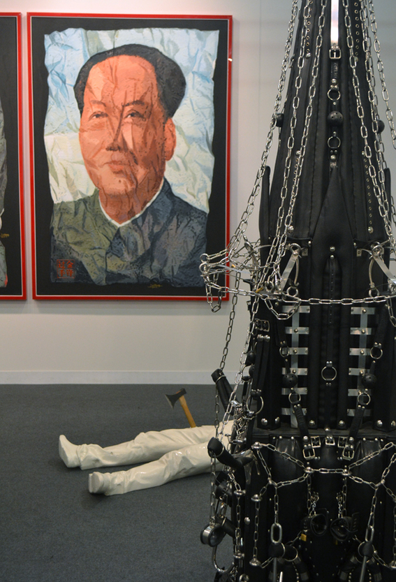 As part of the “Focus” section, Tianrenheyi Art Center, from Hangzhou, presented “Unrestricted Warfare” coupling Jin Feng’s portraits of Socialist dictators with a traditional Buddhist sculptural form composed of bondage tools by Xu Zhen.