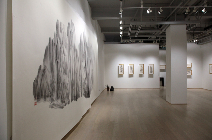 Installation view of “Xu Longsen” at Hanart TZ Gallery, Hong Kong. Courtesy Hanart TZ Gallery.