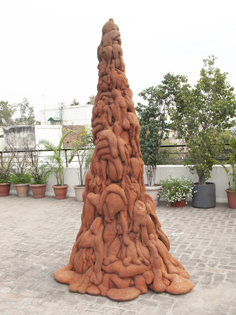 ALWAR BALASUBRAMANIAM, Study for a Liquid Mountain, 2017–18, fiberglass and iron, 282 × 142 cm.