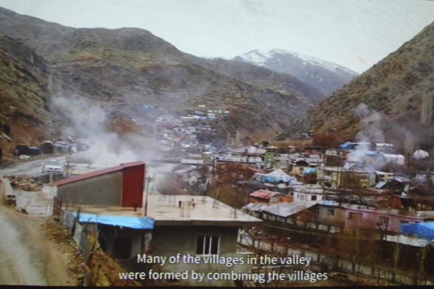 A still from SERKAN TAYCAN’s video HydroLab Mesopotamia, 2018.