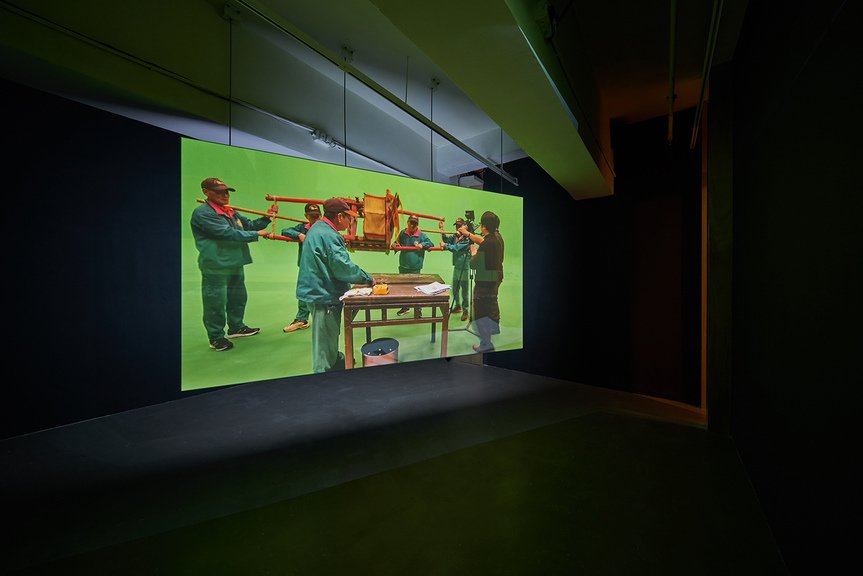 Installation view of HSU CHIA WEI’s Spirit-writing, 2016, two-channel video and sound installation: 9 min 45 sec, at Para Site, Hong Kong, 2018. Courtesy Para Site.