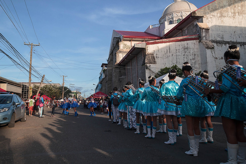 Documentation of VIVA ExCon 2018’s opening performance by JOEE MEJIAS (Joee&I) and the Capiz National High School marching band, at the Roxas City Civic Center, November 8, 2018. Photo by Kiko Nunez.