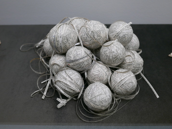 DİDEM ERK’s Skein (2010), featuring sentences cut from newspapers and rolled into yarn-like skeins.