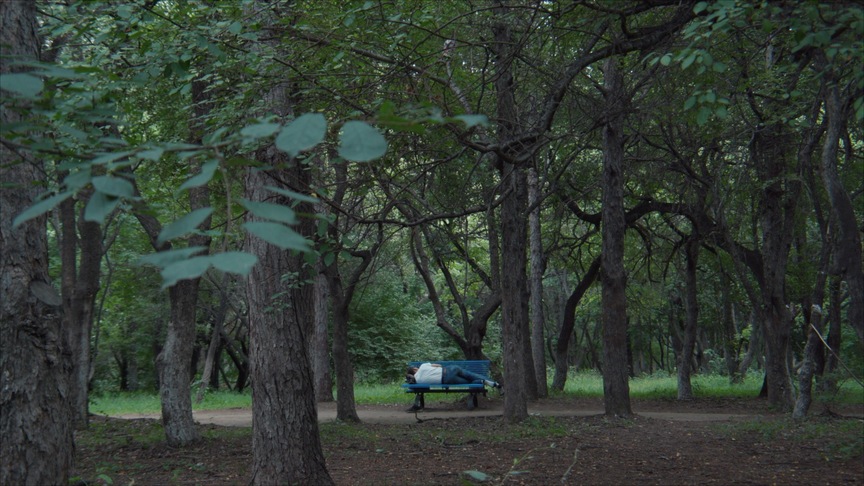 HAO JINGBAN, From South Lake Park to Red Flag Street, 2018, still from synchronised HD two-channel video: 30 min 5 sec.